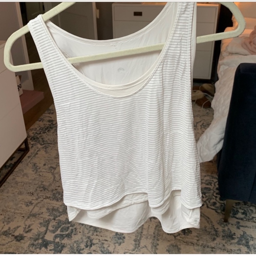 Lululemon workout tank